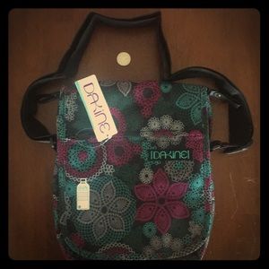 Dakine Penny crossbody iPad school bag.